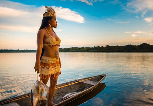 Full Day Laguna Azul + Almuerzo Servicio Compartido